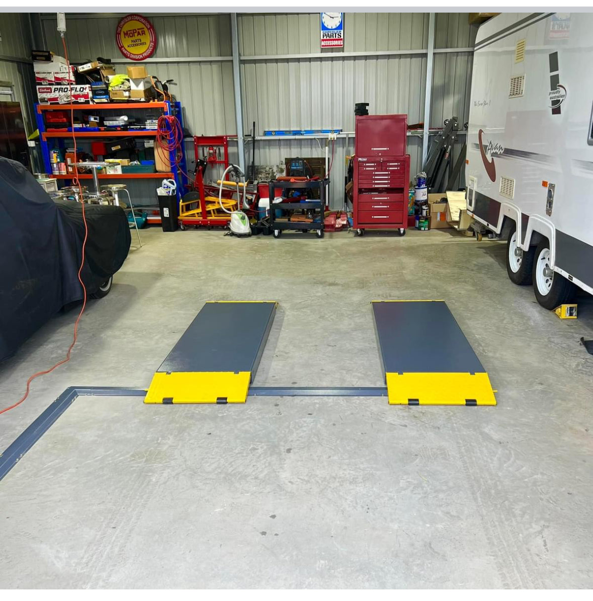 3.5T Low profile scissor car hoist lift MS235