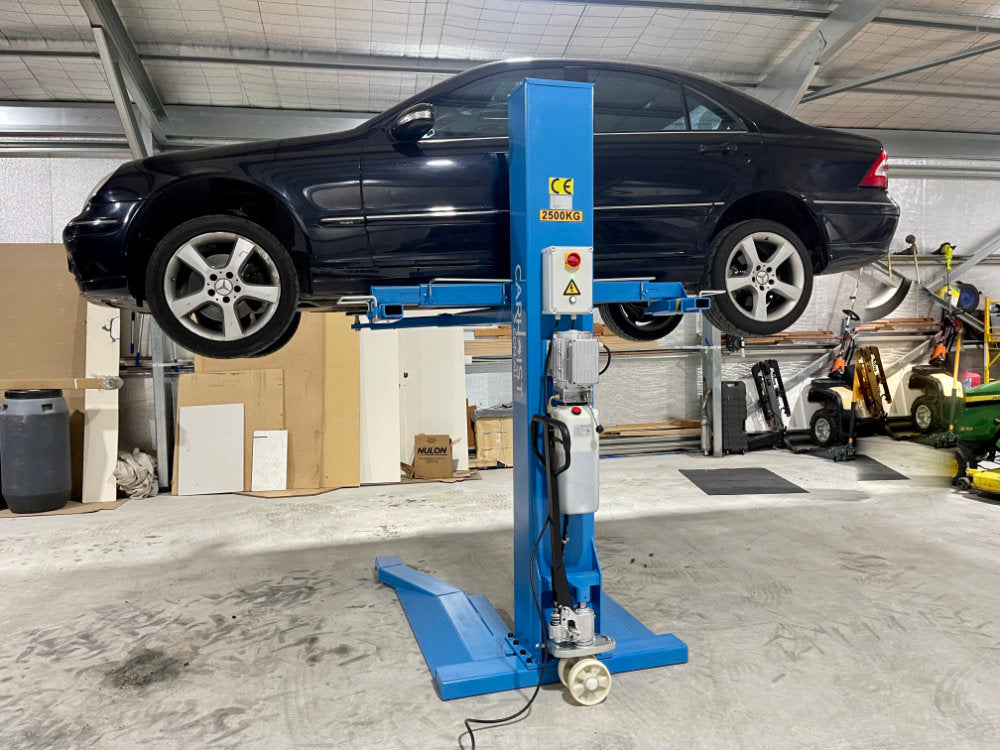single post car hoist 