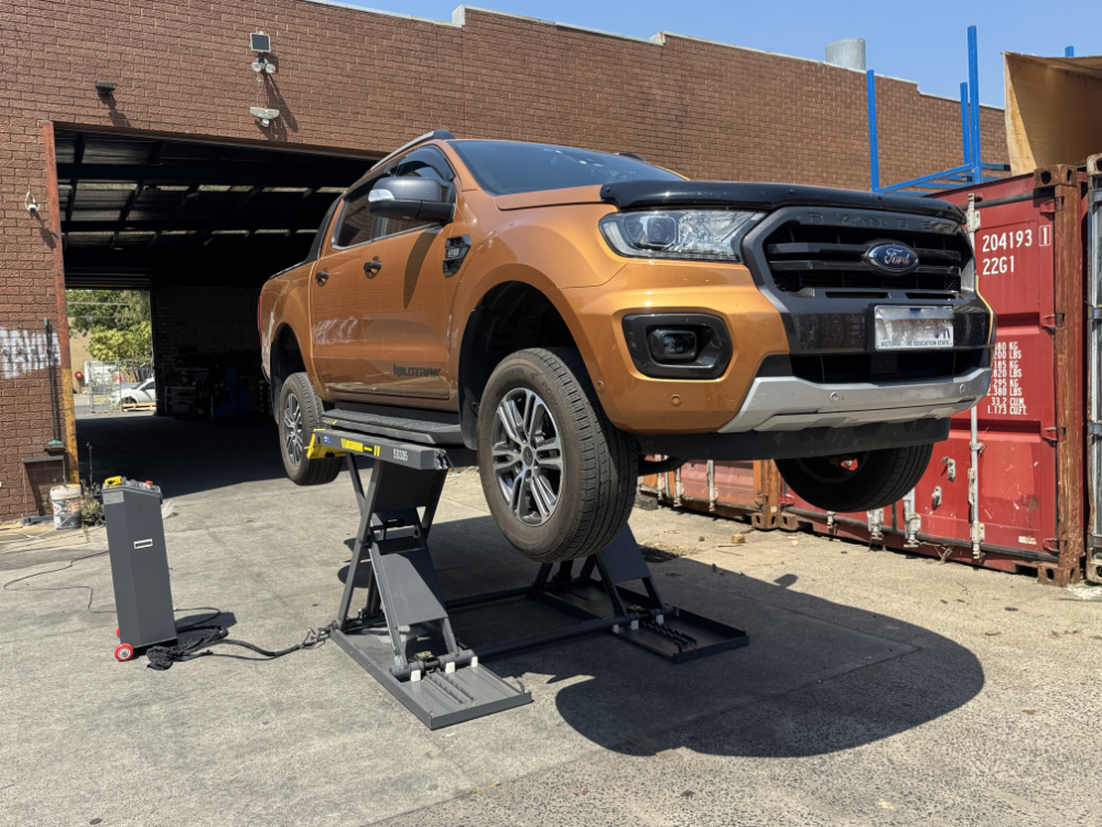 3.5T Portable Mid-Rise Scissor Car Hoist Lift SS335