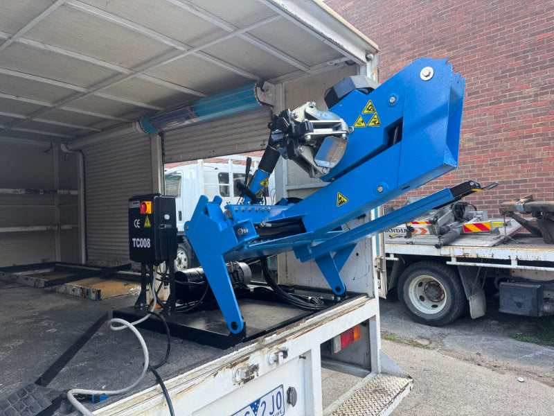 Portable On-Car Truck Tyre Fitting Machine TC008