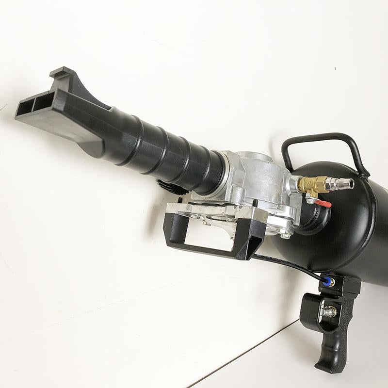 Bead air blaster booster tank